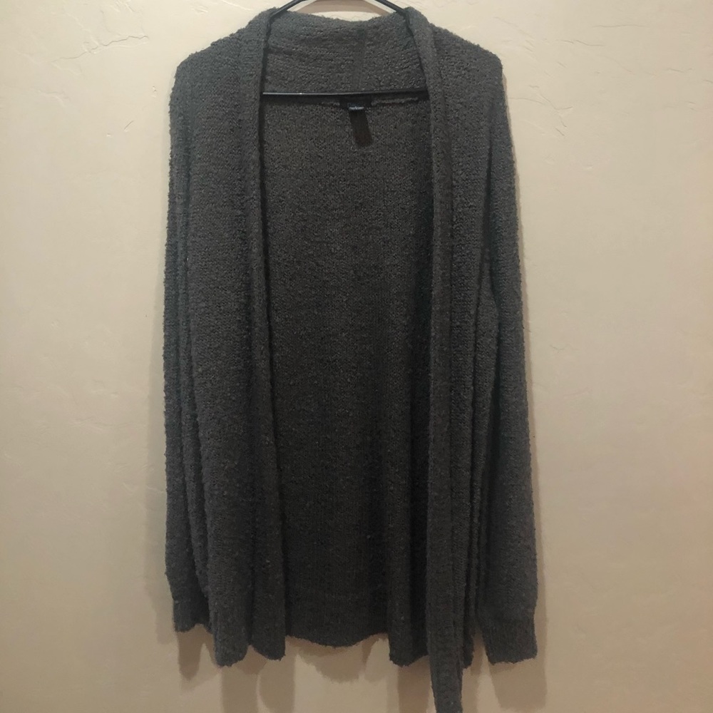 Grey wool cardigan 🌿